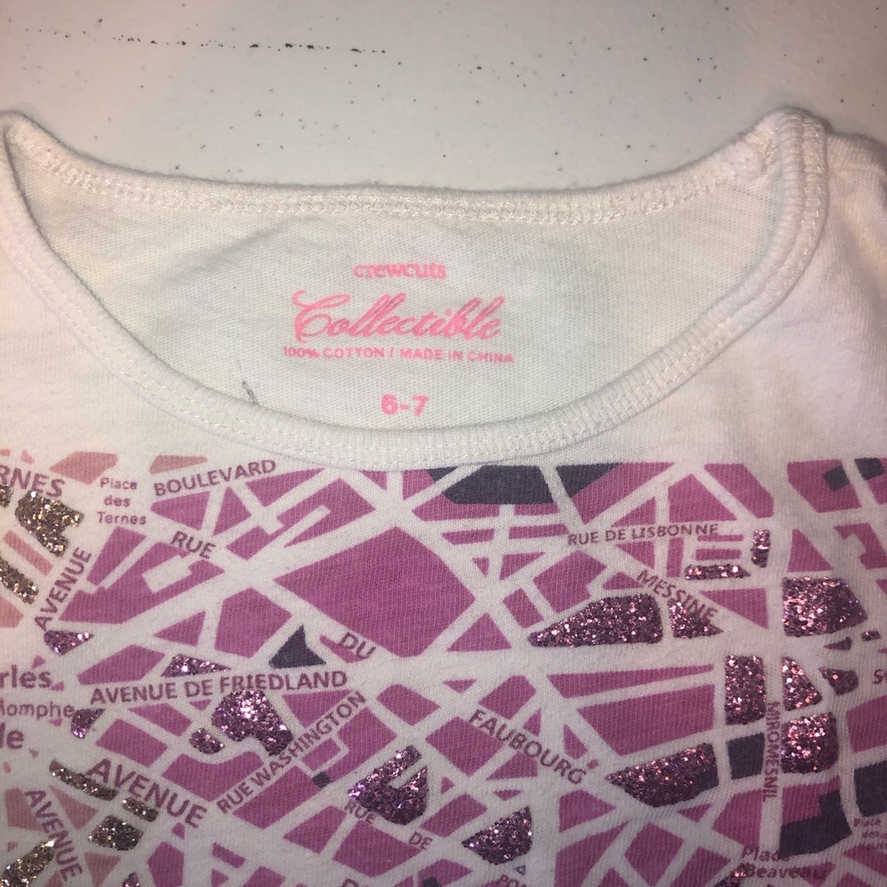 Bundle of 3 T-shirts size 6/7 for girls.